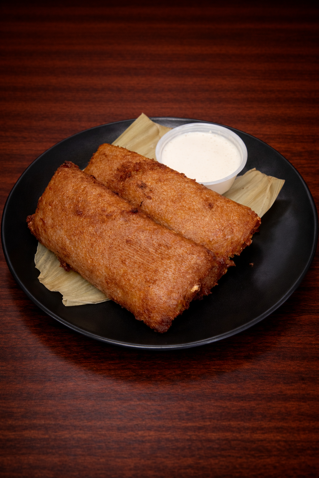 Tamales de Elote Fritos con Crema